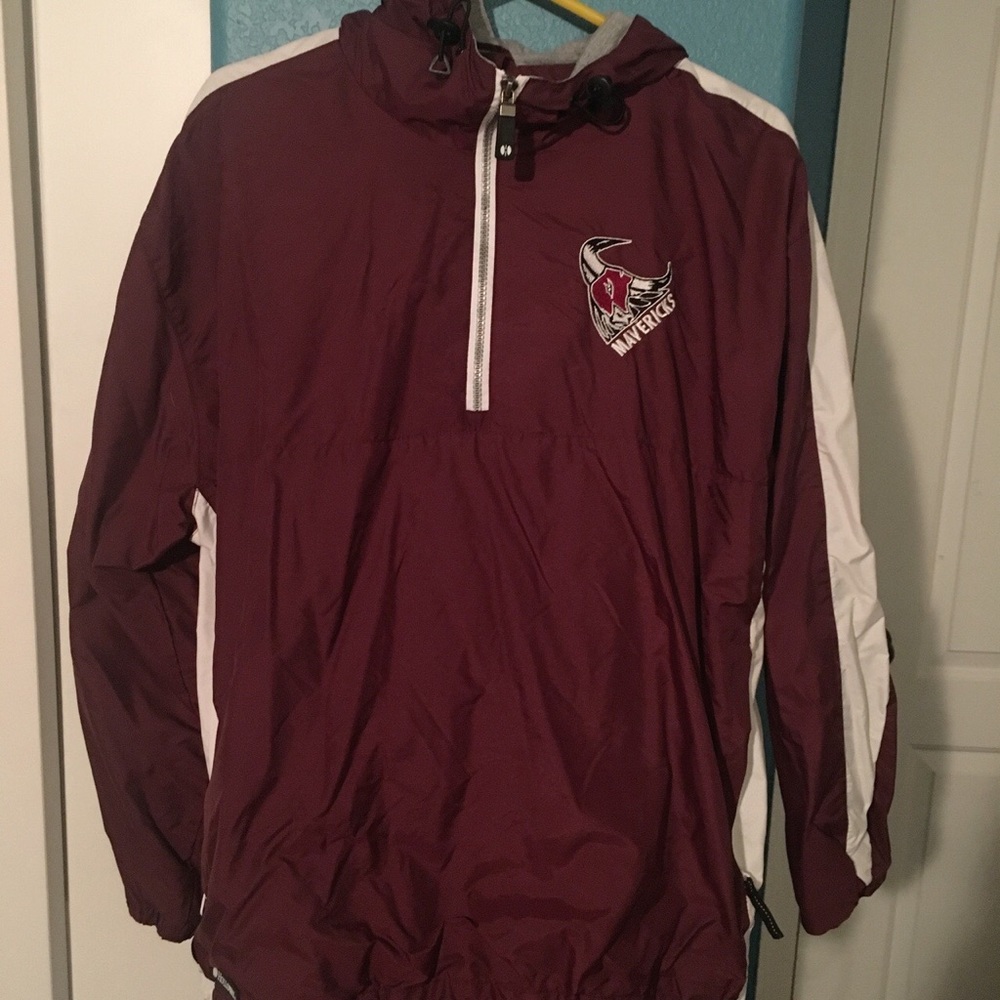 Vintage windbreaker (DROPPED PRICE!)